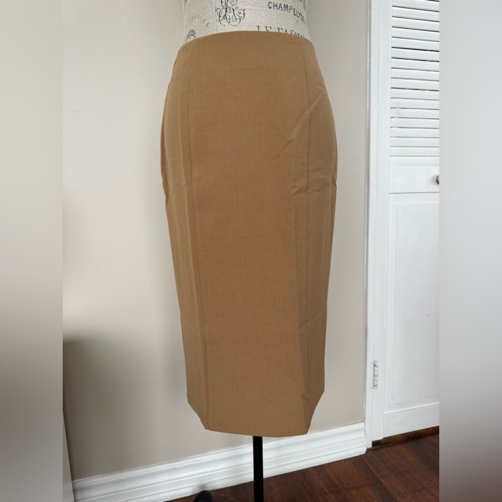Chic Tan Pencil Skirt